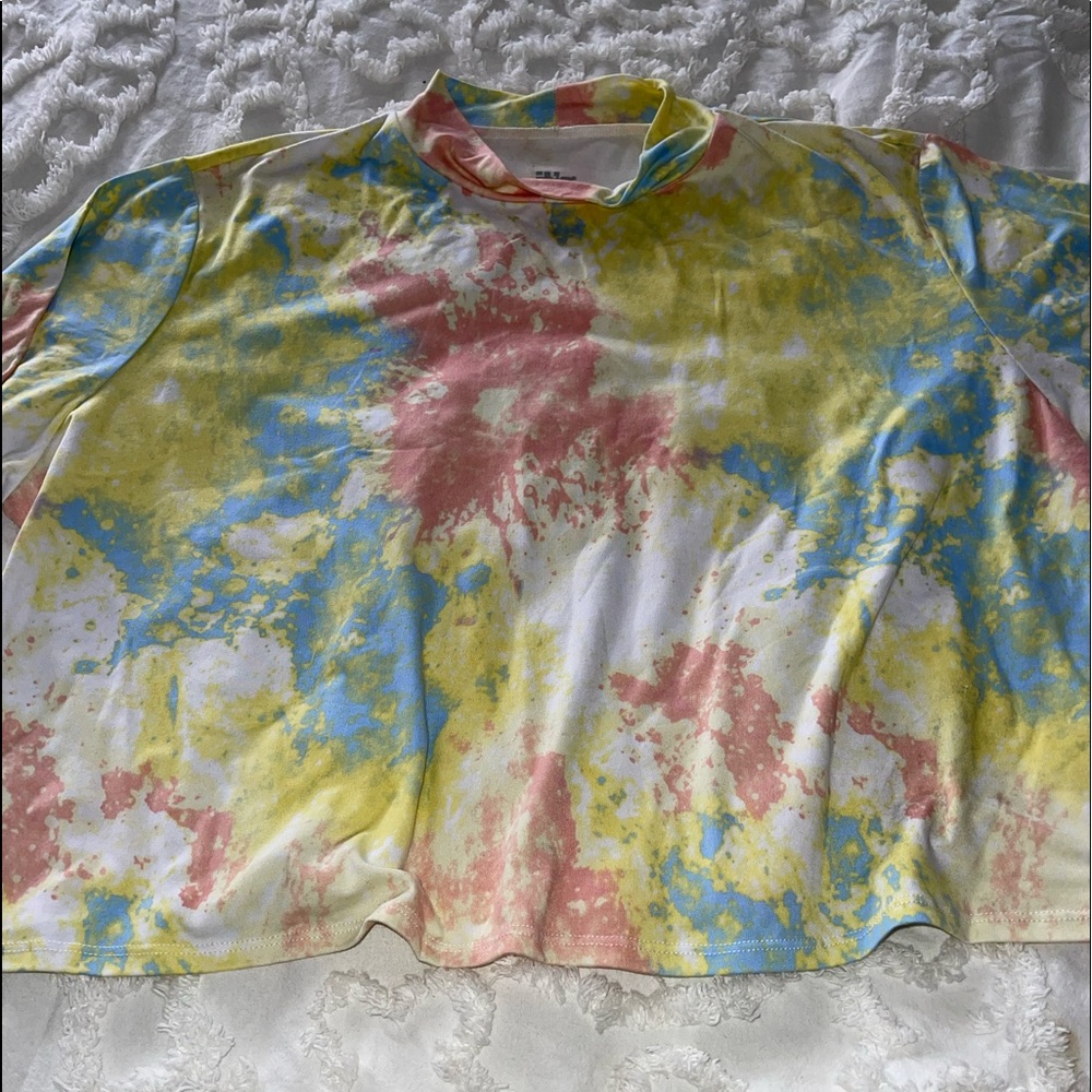 Crop Top - Picture 3 of 4